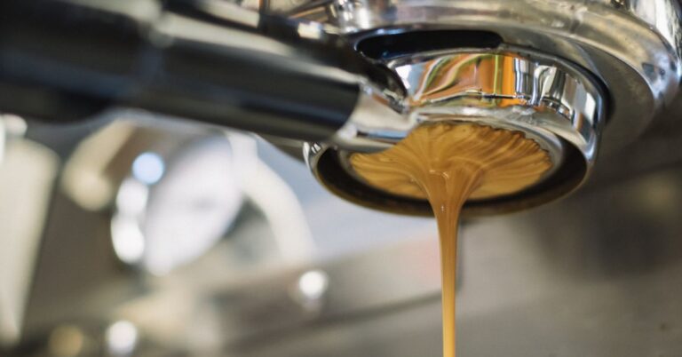 Scopri di più sull'articolo Come pulire una macchina da caffè a capsule?