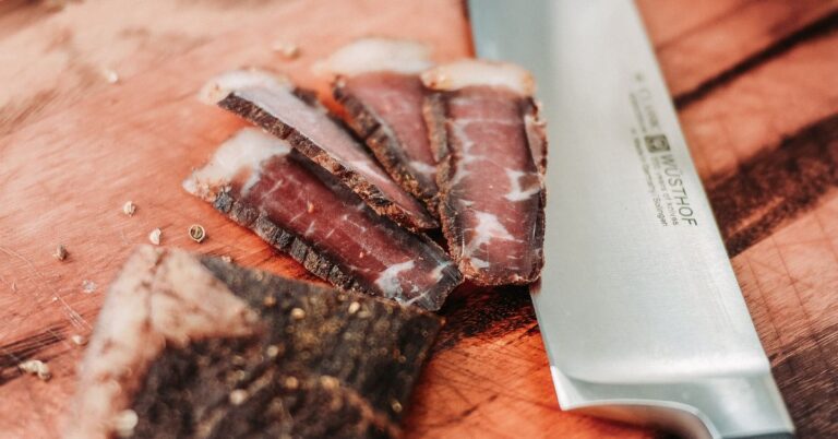Scopri di più sull'articolo Guida all’essiccazione di carne e pesce con un essiccatore